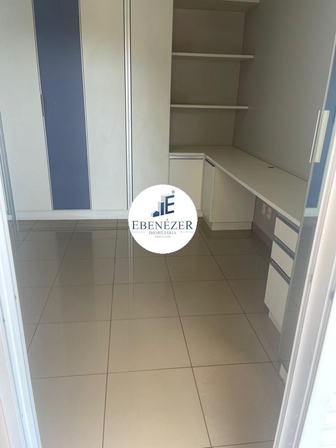 Casa para alugar com 4 quartos, 303m² - Foto 12