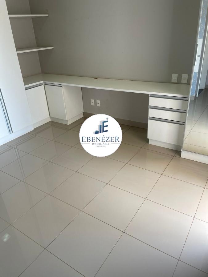 Casa para alugar com 4 quartos, 303m² - Foto 13