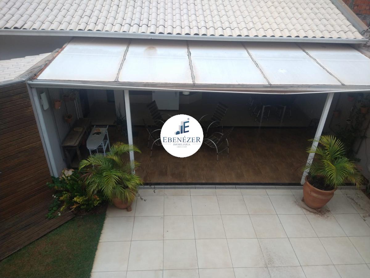 Casa para alugar com 4 quartos, 303m² - Foto 25