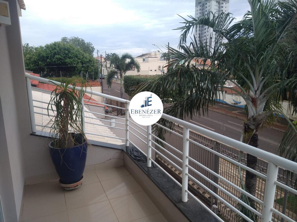 Casa para alugar com 4 quartos, 303m² - Foto 26