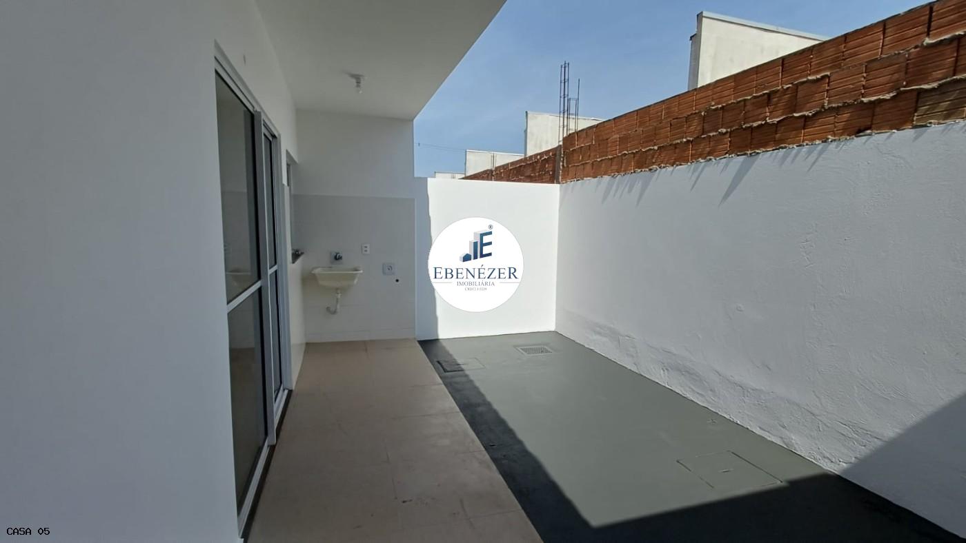 Casa para alugar com 2 quartos, 52m² - Foto 17