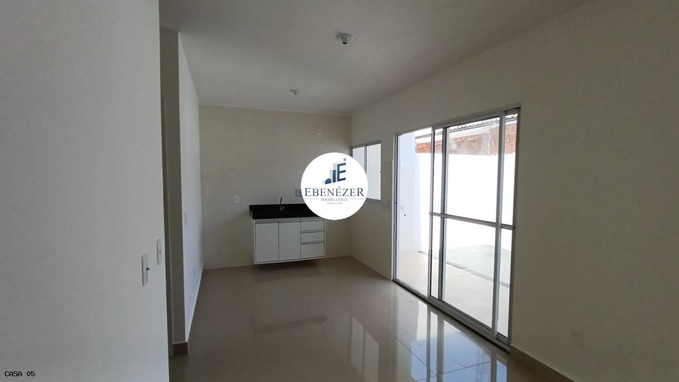 Casa para alugar com 2 quartos, 52m² - Foto 11