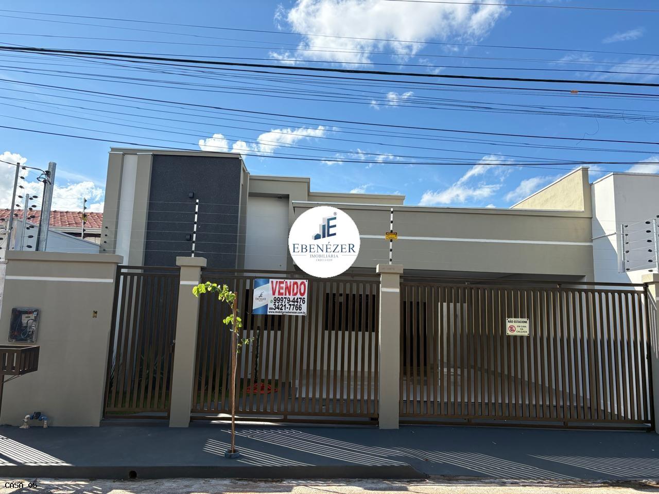 Casa, 4 quartos, 162 m² - Foto 1