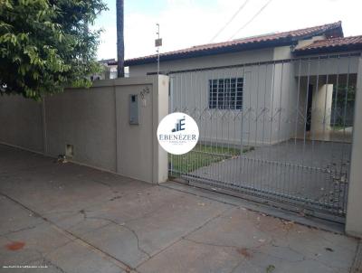Casa para Locação, em Rondonópolis, bairro Sagrada Família, 3 dormitórios, 2 banheiros, 1 suíte, 2 vagas
